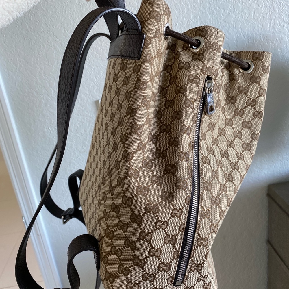 Gucci Beige Drawstring Backpack - Picture 2 of 10